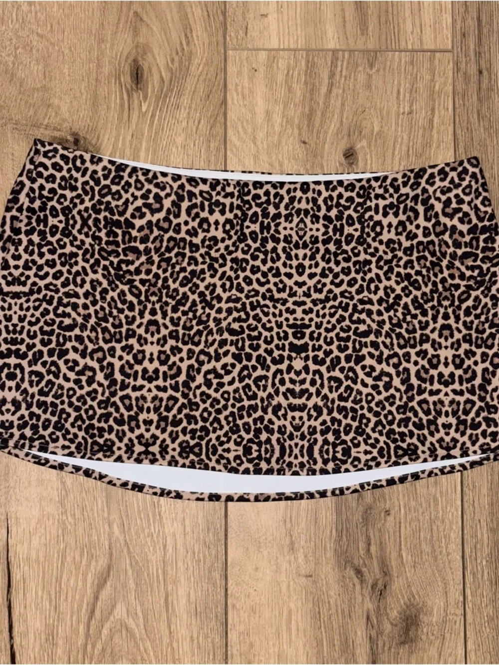Danielle Guizio | Micro Mini Stretch Skirt in Leopard - Picture 2 of 4